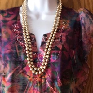Pearl bead necklace